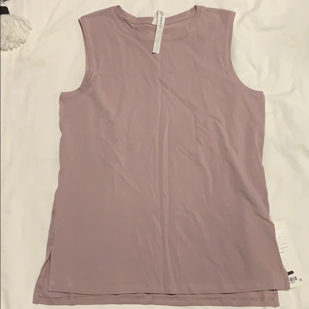 Lululemon workout tank
